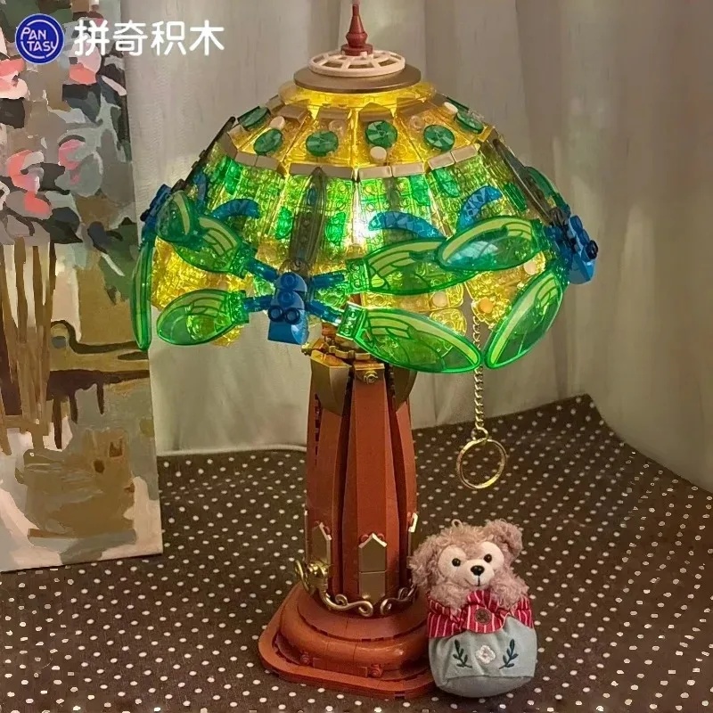 Collectible Vintage Lamps - Lampu Meja Kaca Vintage Pantasy, Blok