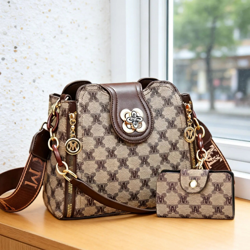 Tas selempang bermotif huruf v - Vintage Zipper ulasan dan harga